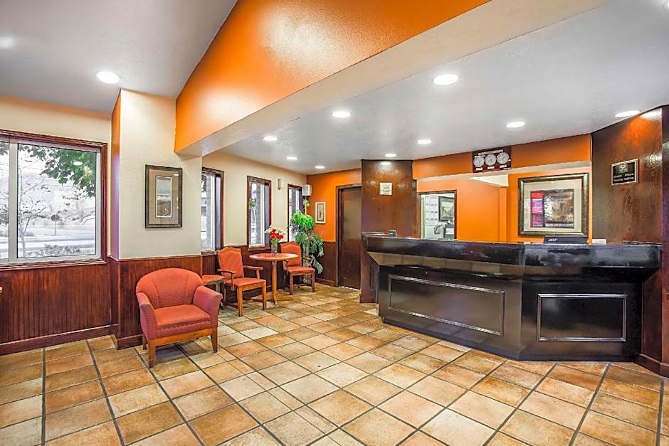 Econo Lodge Downtown – Salt Lake City, UT