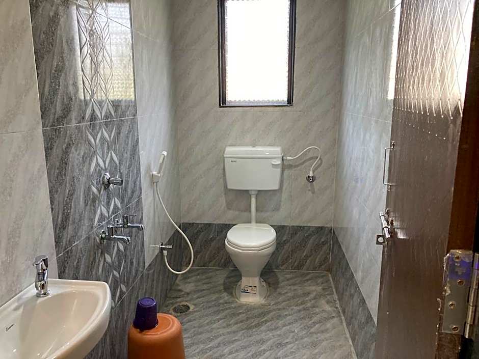 Hotel Sai Viraj Palace