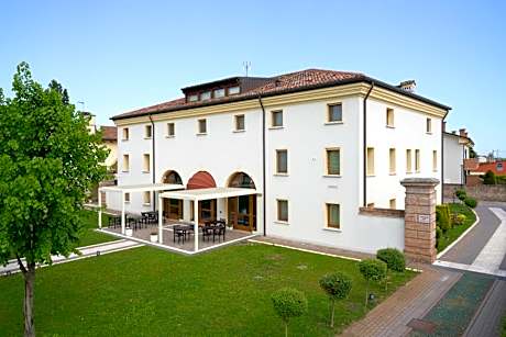 Albergo Antica Corte Marchesini