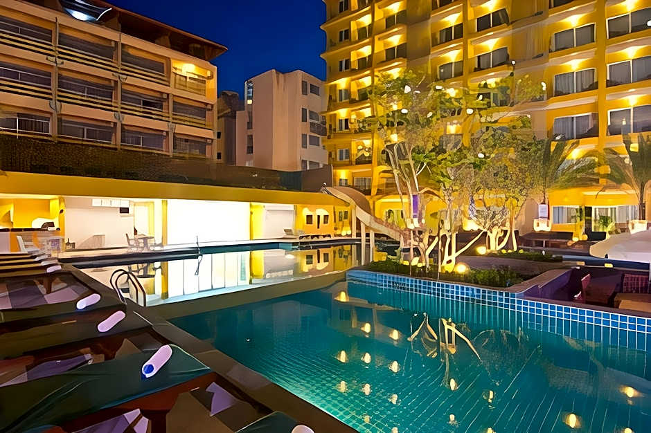 Grand Bella Hotel (SHA Plus)