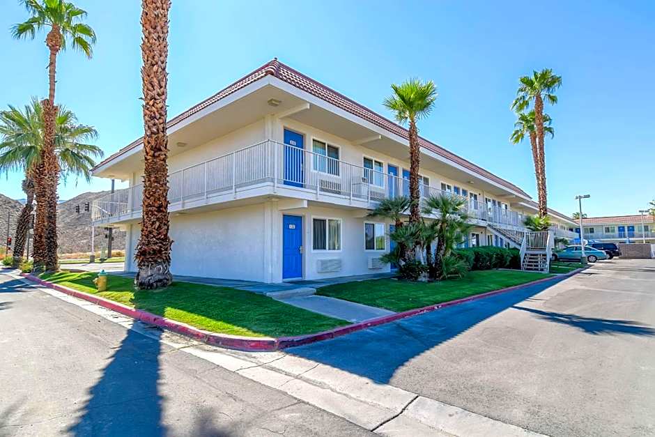 Motel 6 Palm Springs - Rancho Mirage
