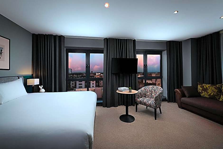 George Limerick Hotel