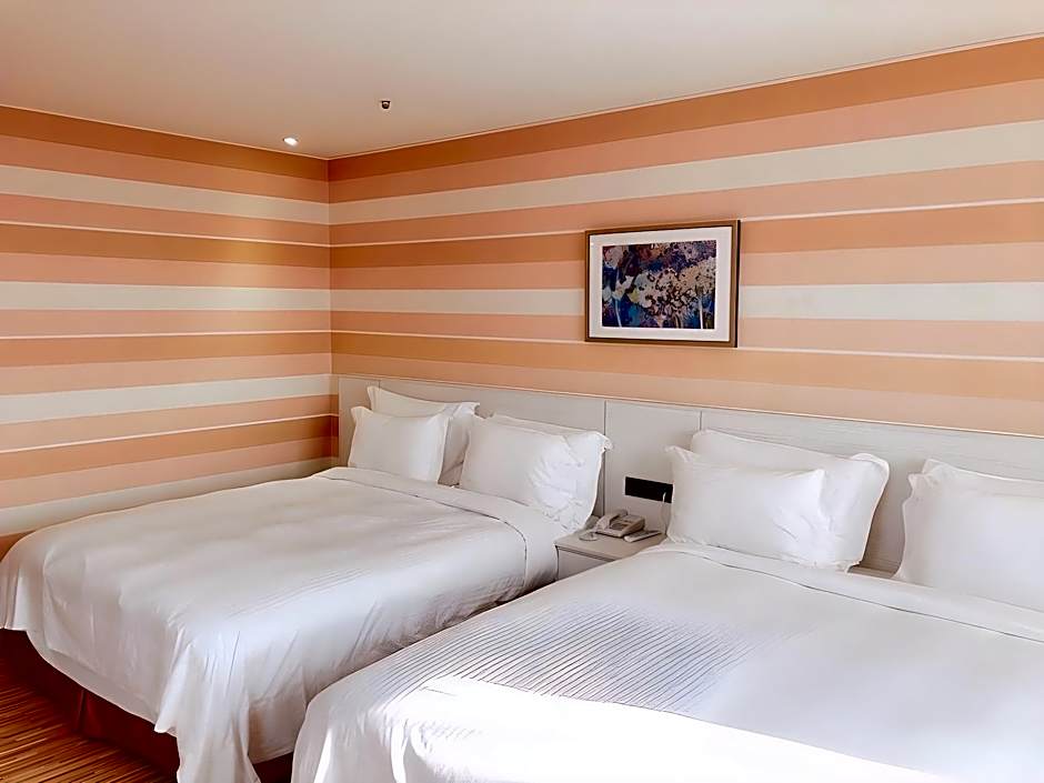 Wemeet Boutique Hotel Pintung