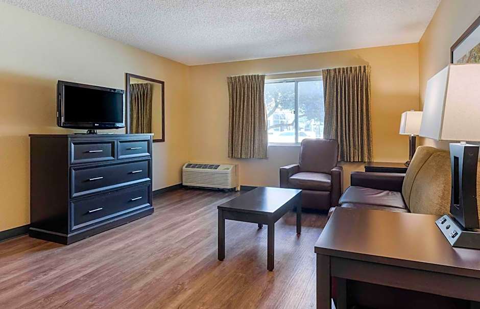 Extended Stay America Select Suites - Dallas - Richardson