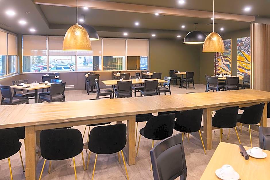 DoubleTree by Hilton Calgary North