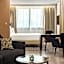 AC Hotel by Marriott Paris Porte Maillot