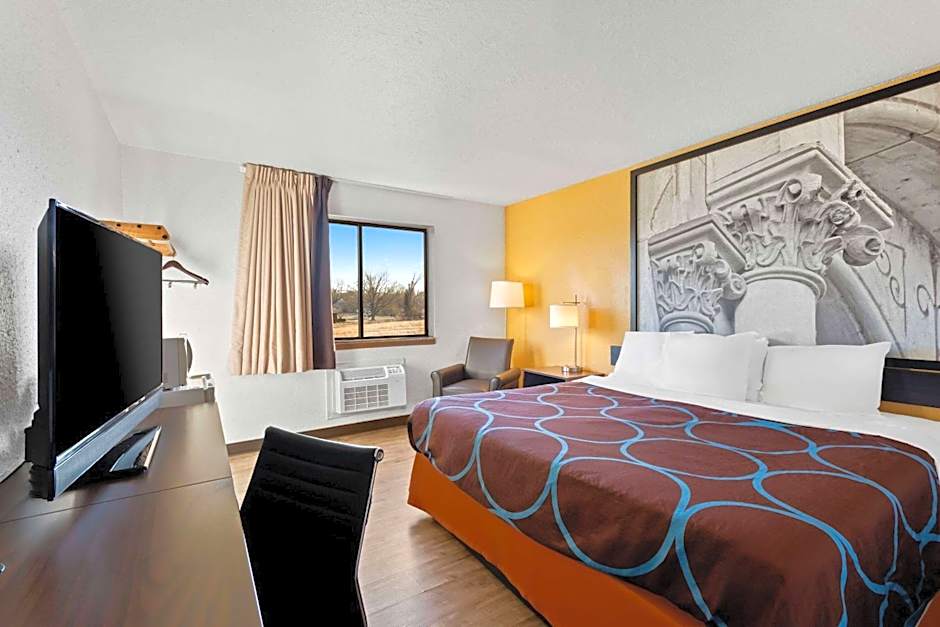 Super 8 by Wyndham Elizabethtown