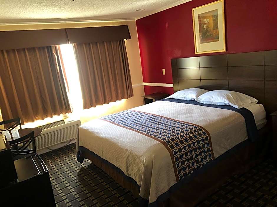 Whittier Travel Inn