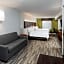 Holiday Inn Express Hotel & Suites Milton