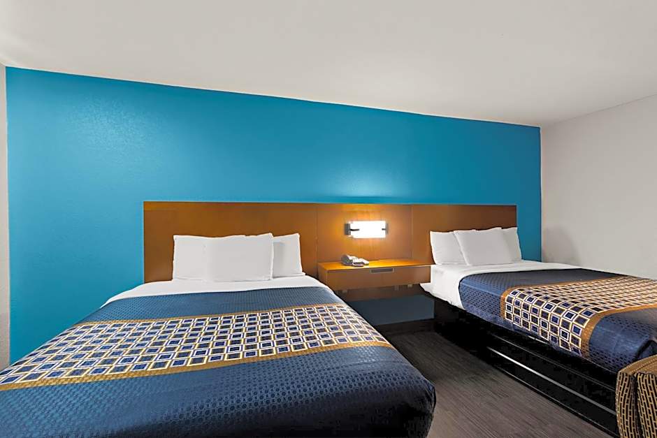 Rodeway Inn Commerce