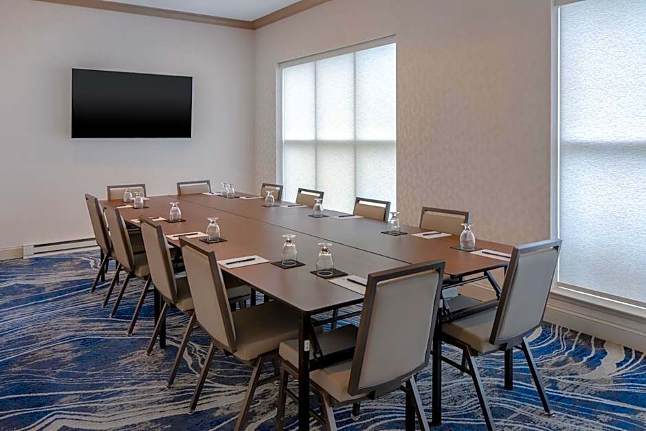 DoubleTree Suites By Hilton Hotel Mt. Laurel