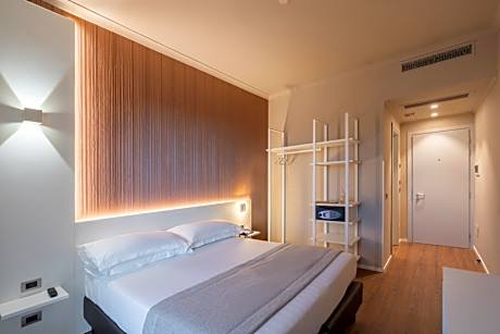 Premium Twin Room