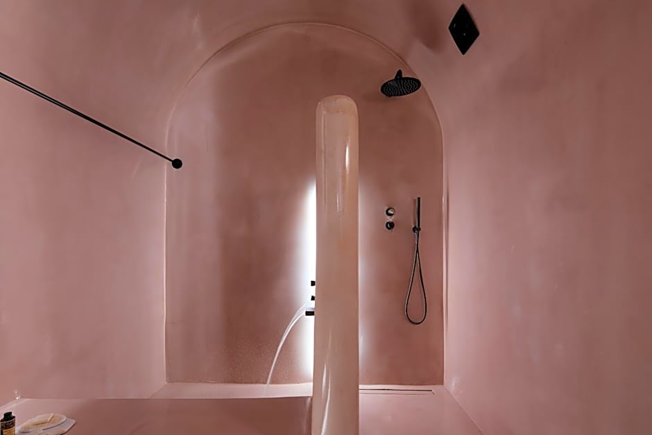 Oia Suites