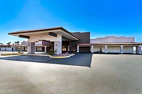 Quality Inn & Suites Lake Havasu City