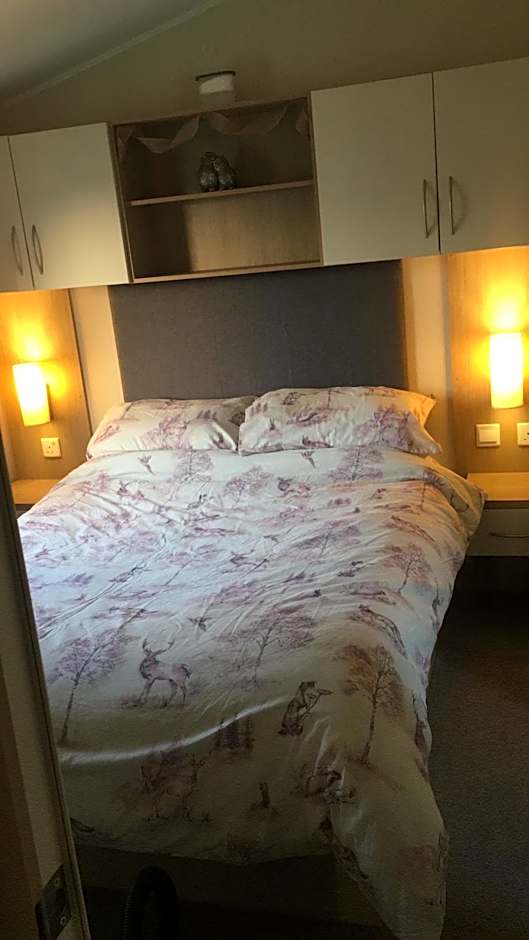 Luxury static caravan, 6 berth, Marine Holiday Park, Rhyl, Wales