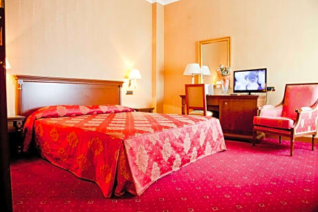 Hotel Jolly