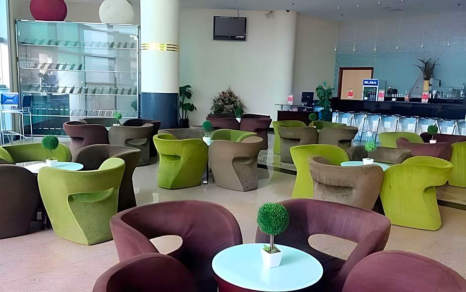 Oriental Crystal Hotel