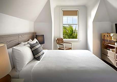 Three-Bedroom Villa with Garden View