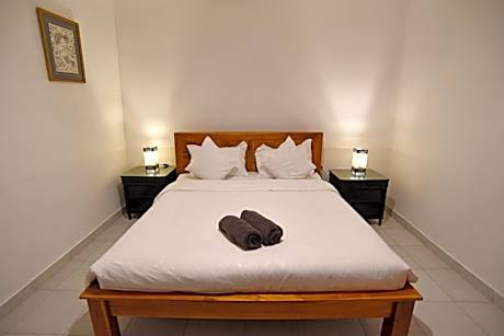 Deluxe King Room (Third Floor)