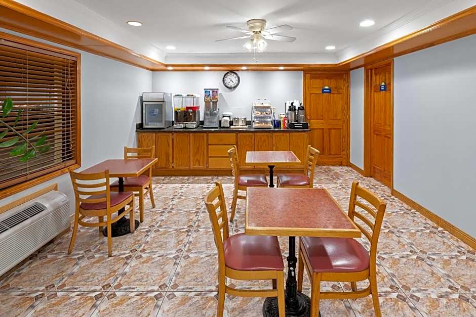 Days Inn by Wyndham Slidell