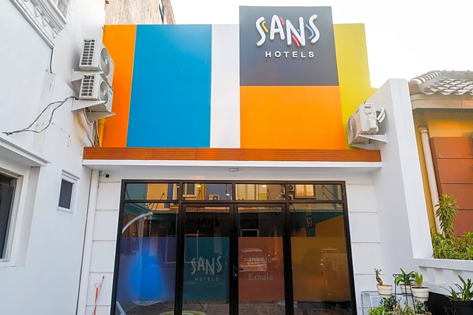 Sans Hotel City Park Medoho Semarang