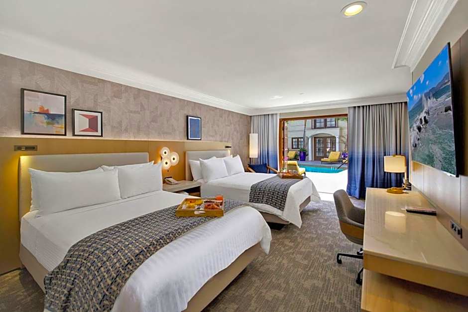 Best Western Plus Sunset Plaza Hotel