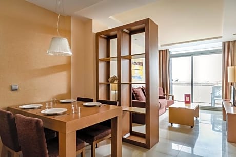 SUITE ONE BEDROOM 2 PAX