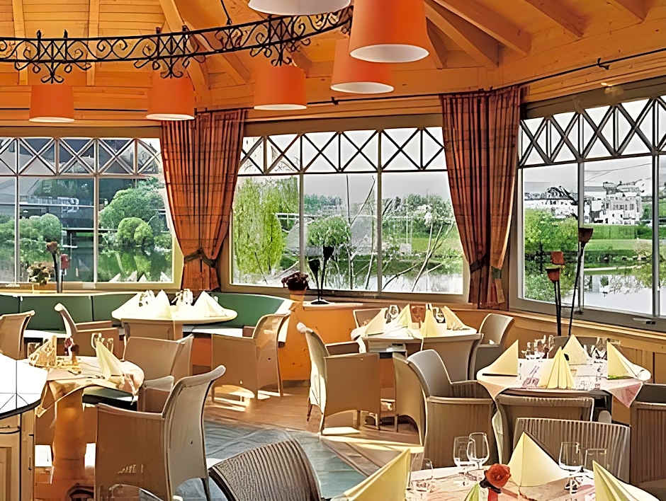 Hotel Weisser Bar