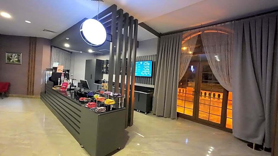 Ramada by Wyndham Van