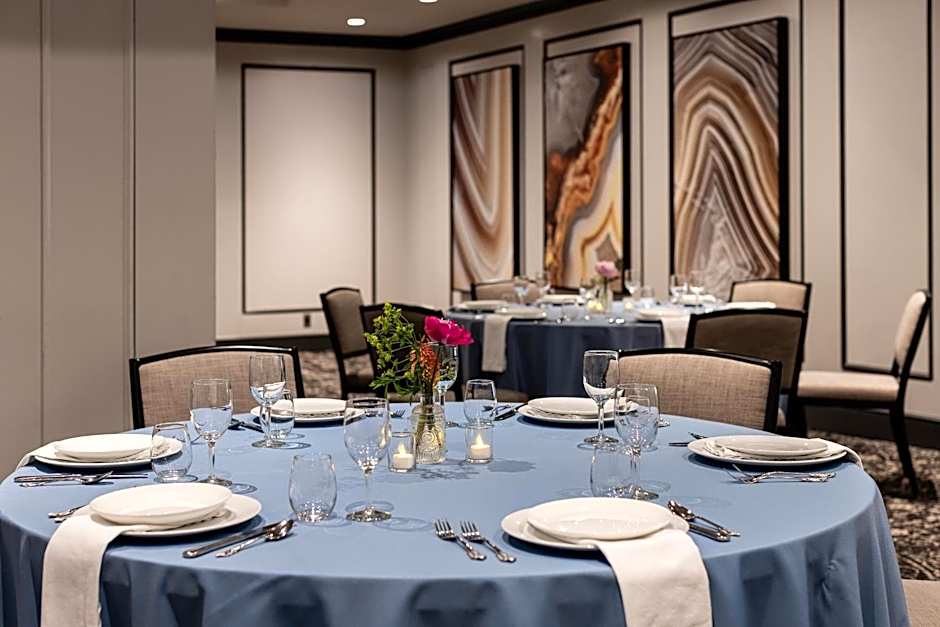 Heathman Hotel