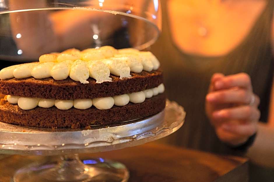 Winederful Hostel & Café