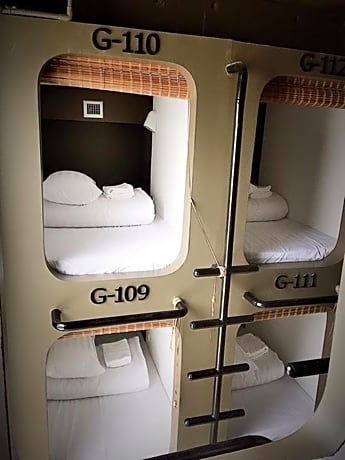 Capsule in Male Dormitory Room