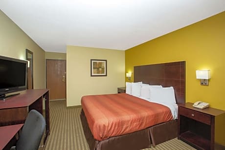 1 King Bed Mobility Accessible Room Non-Smoking