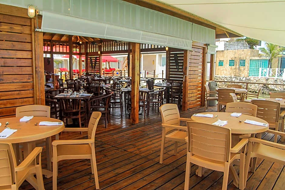 Decameron Los Delfines - All Inclusive