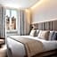 The Pantheon Iconic Rome Hotel, Autograph Collection by Marriott