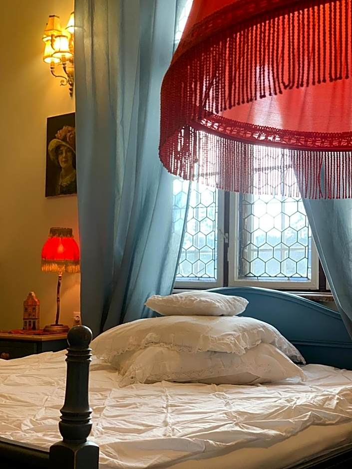 Royal Residence 1901