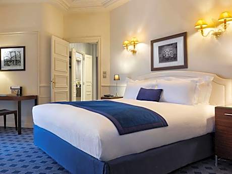 Junior Double Suite with Panoramic View