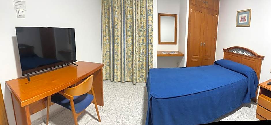 Bayo Lirola Hotel Balisa