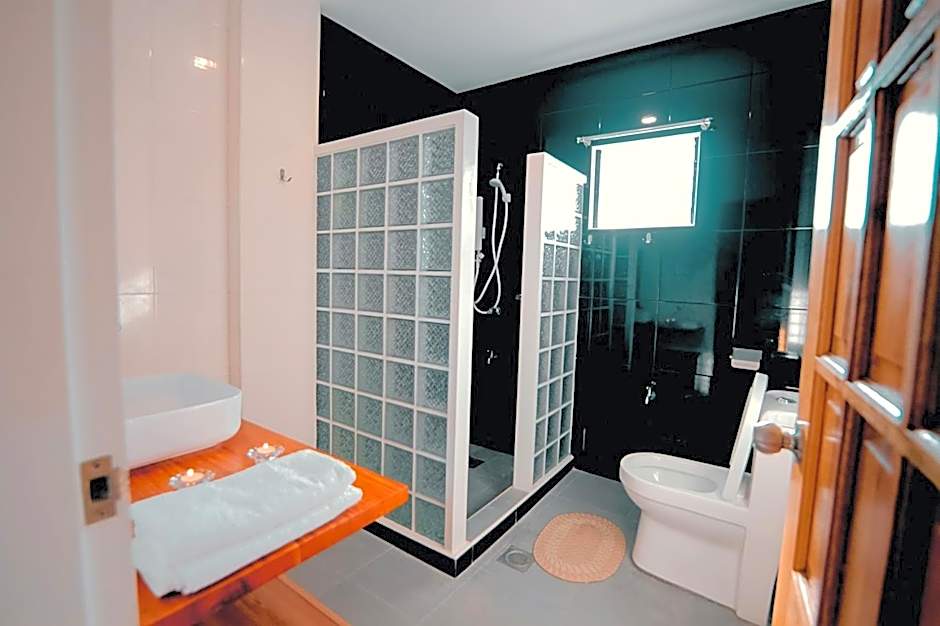 Kingswick Residences & Lodge