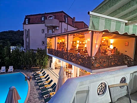 Garni Hotel Panorama Lux