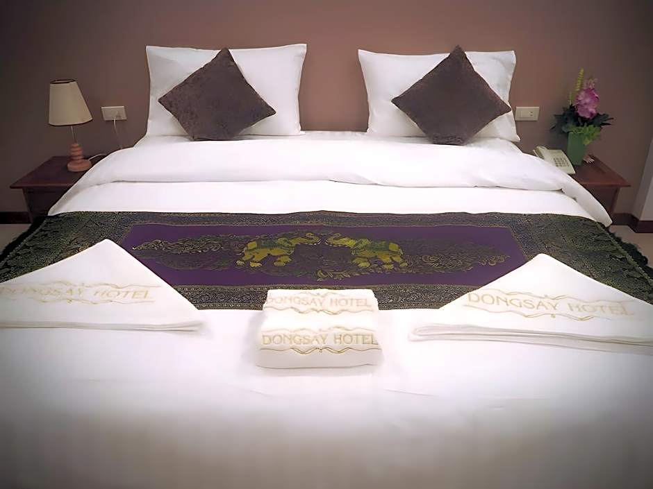 Dongsay Hotel Thakhek