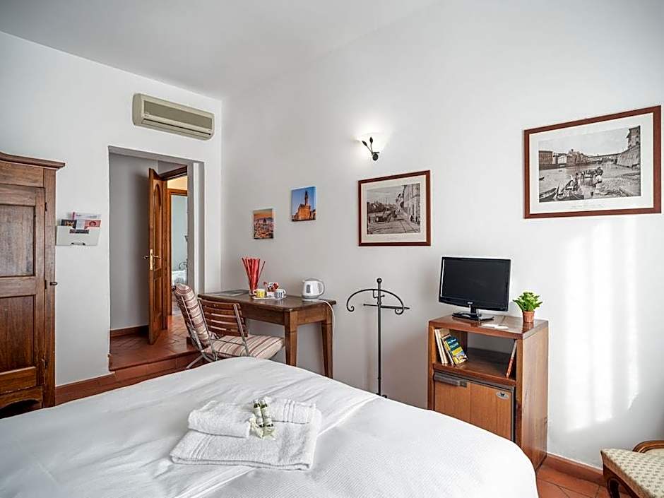 Antica Posta Bed & Breakfast - Florence