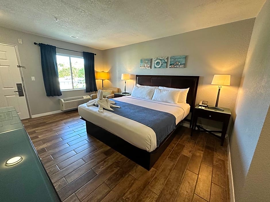Lantern Inn & Suites - Sarasota
