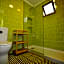 Private Pool villa, Walking distance to the centre, Golf Facing