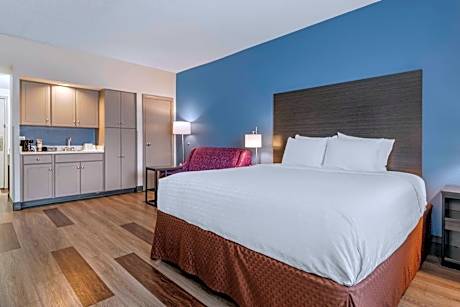 King Room with Sofa Bed