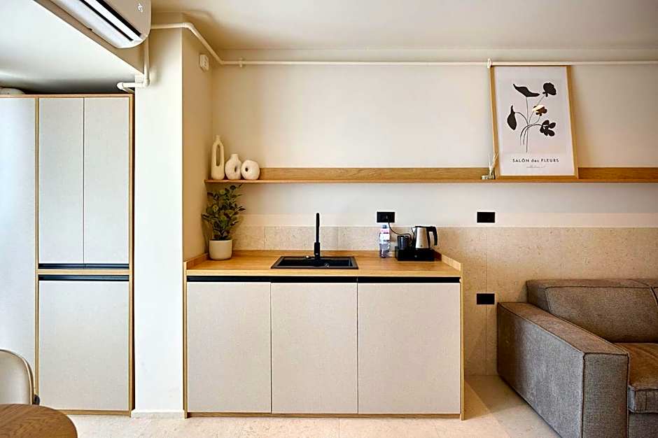 Alezzi Infinity Aparthotel & Spa