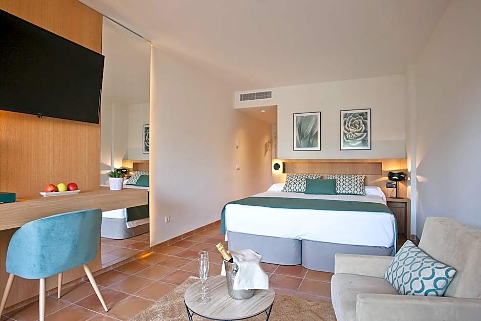 Mon Port Hotel & Spa