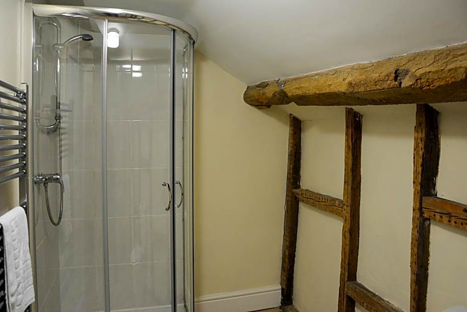 Foto 1 von 2 von Double Room with Private Bathroom
