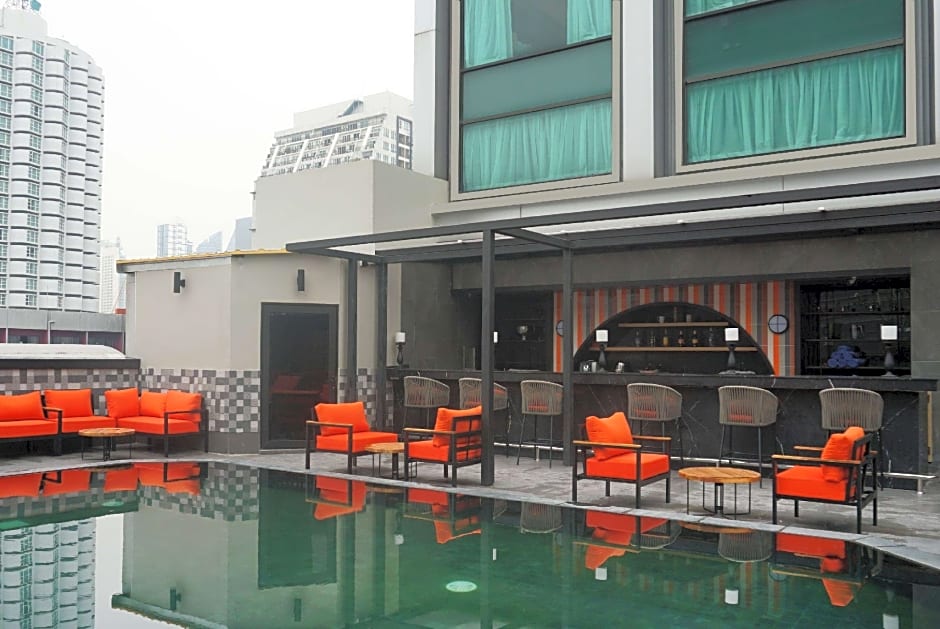 Ramada by Wyndham Bangkok Sukhumvit 11