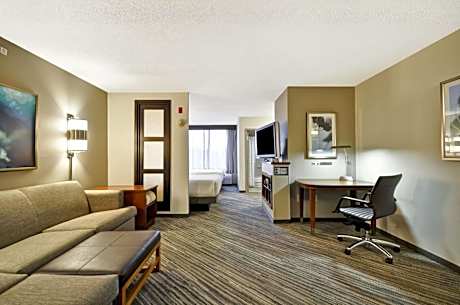 Double Room with Two Double Beds and Sofa bed - High Floor